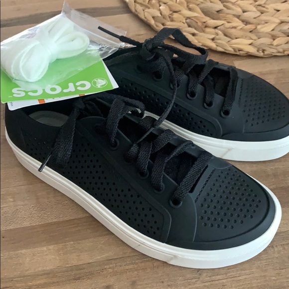 Crocs - Picture 3 of 3